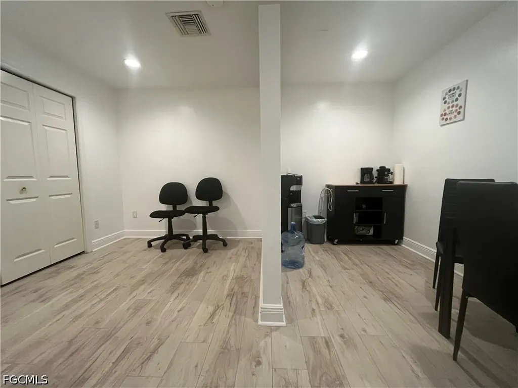 923 Del Prado Boulevard S Cape Coral FL 33990