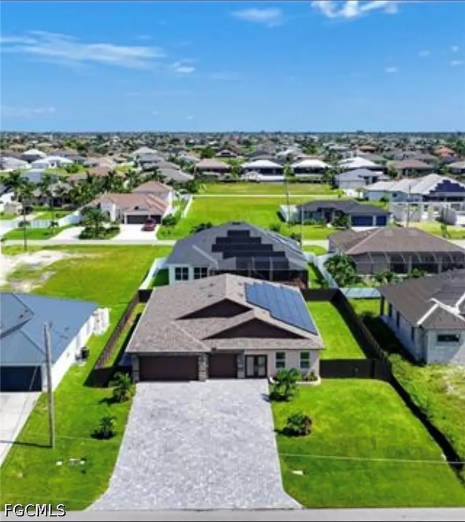 Cape Coral FL, 3327 NW 1st Street