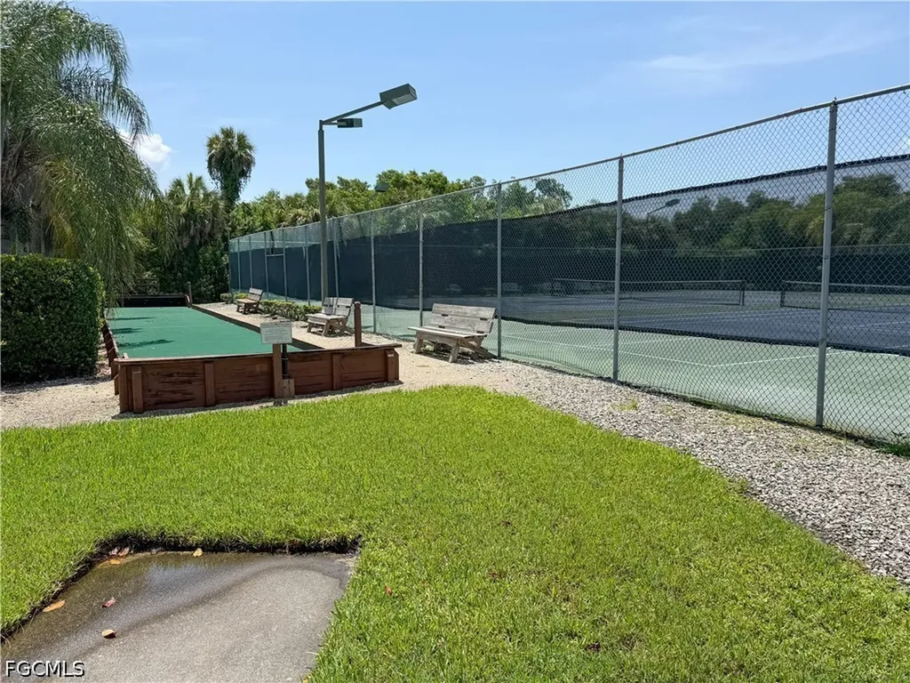 5713 Foxlake Drive North Fort Myers FL 33917