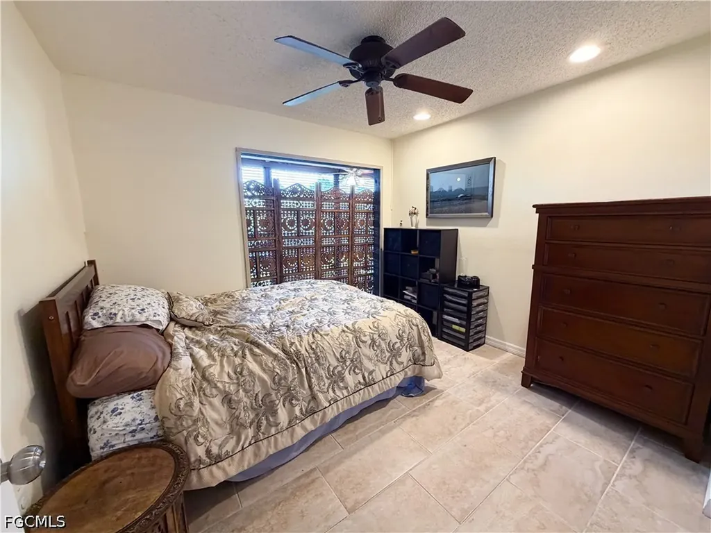 5713 Foxlake Drive North Fort Myers FL 33917