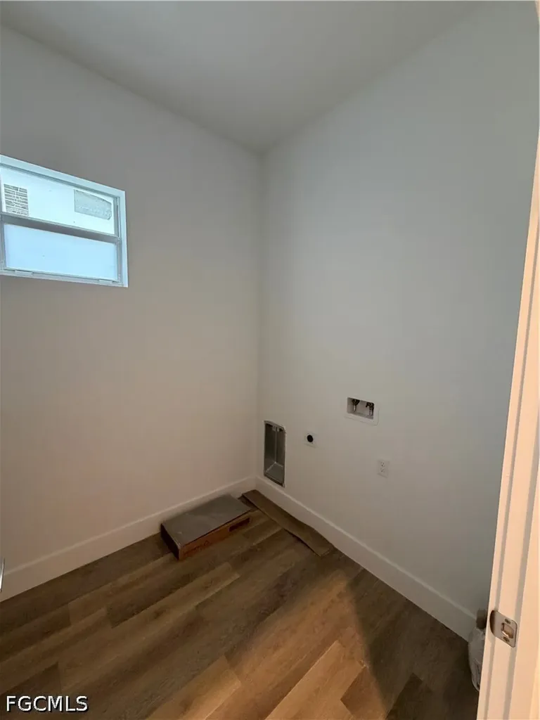 336 SW 31st Place Cape Coral FL 33991