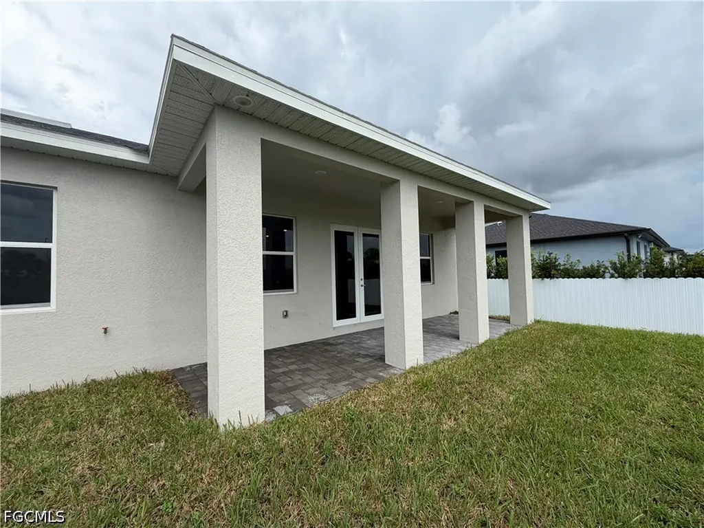 336 SW 31st Place Cape Coral FL 33991