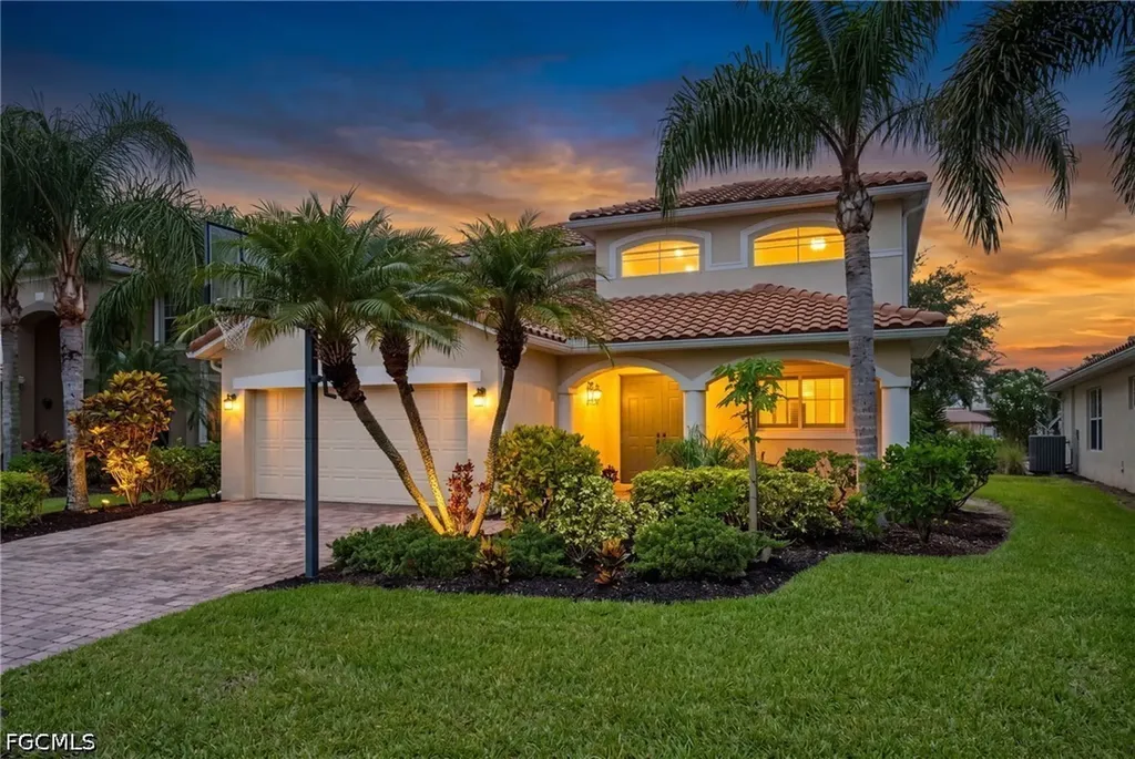 Naples FL, 1541 Birdie Drive