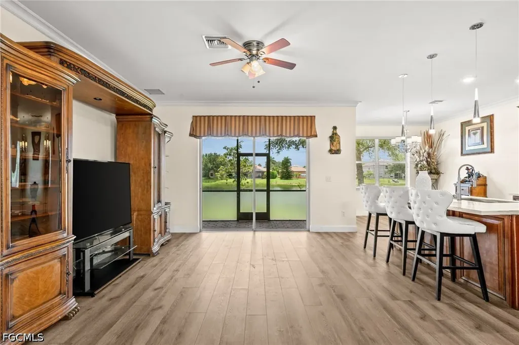 1541 Birdie Drive Naples FL 34120