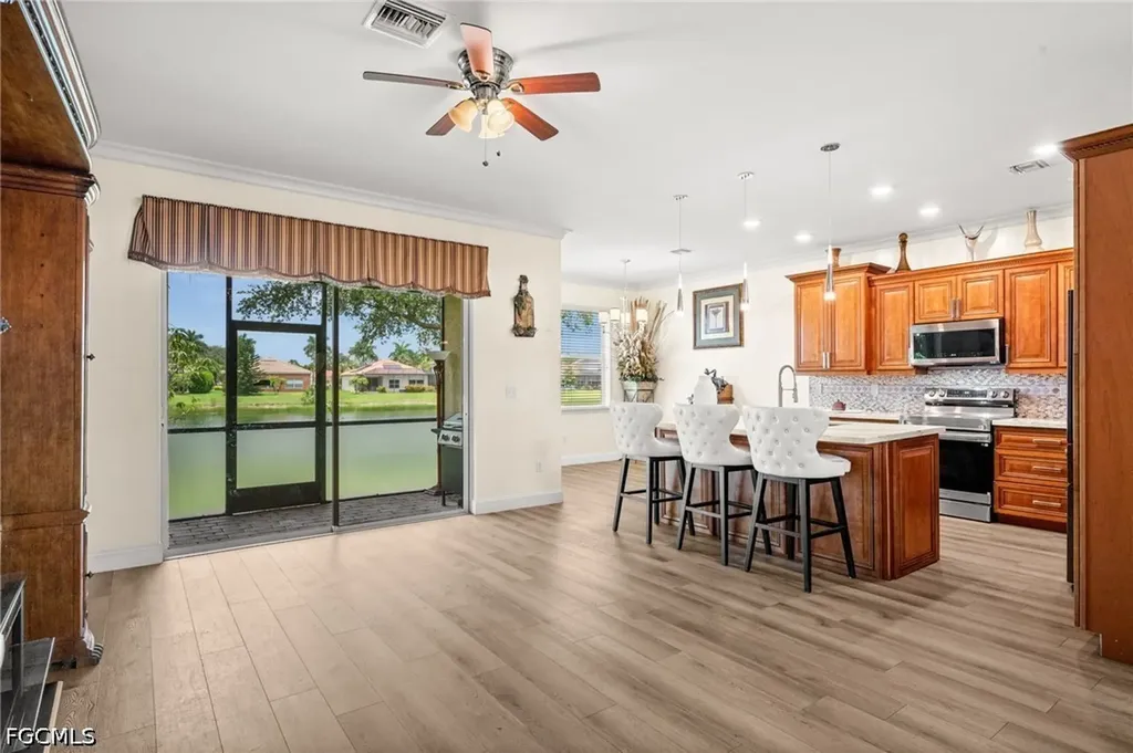 1541 Birdie Drive Naples FL 34120