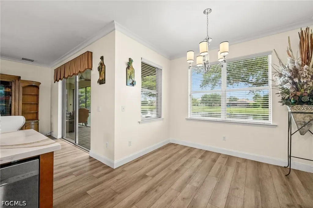 1541 Birdie Drive Naples FL 34120