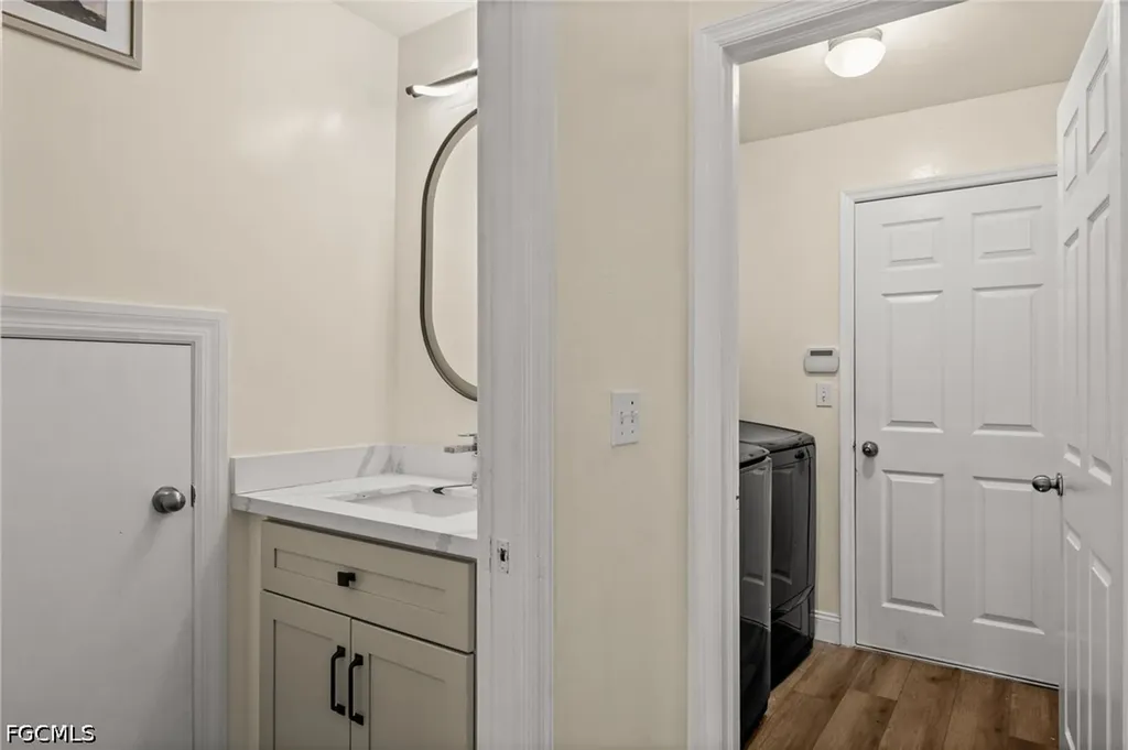 1541 Birdie Drive Naples FL 34120