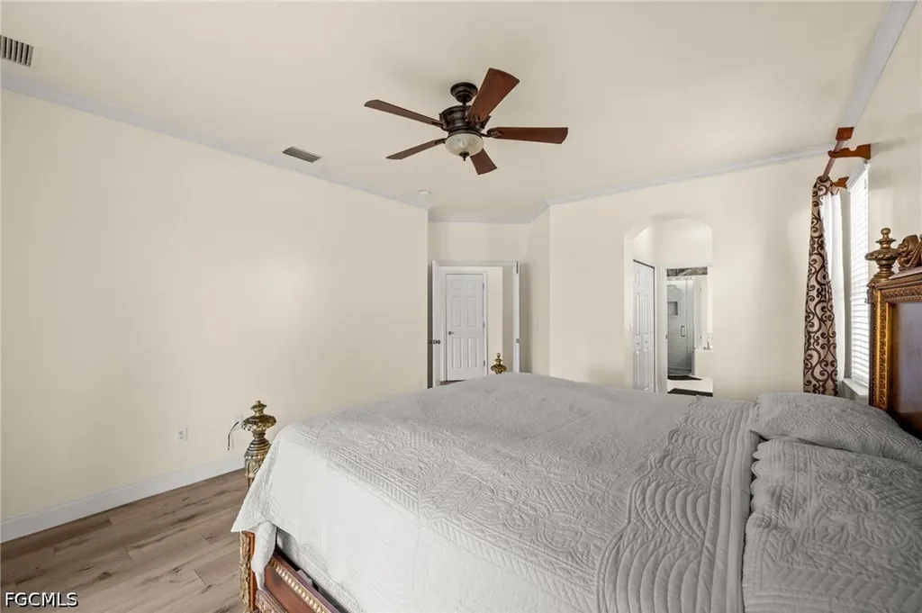 1541 Birdie Drive Naples FL 34120