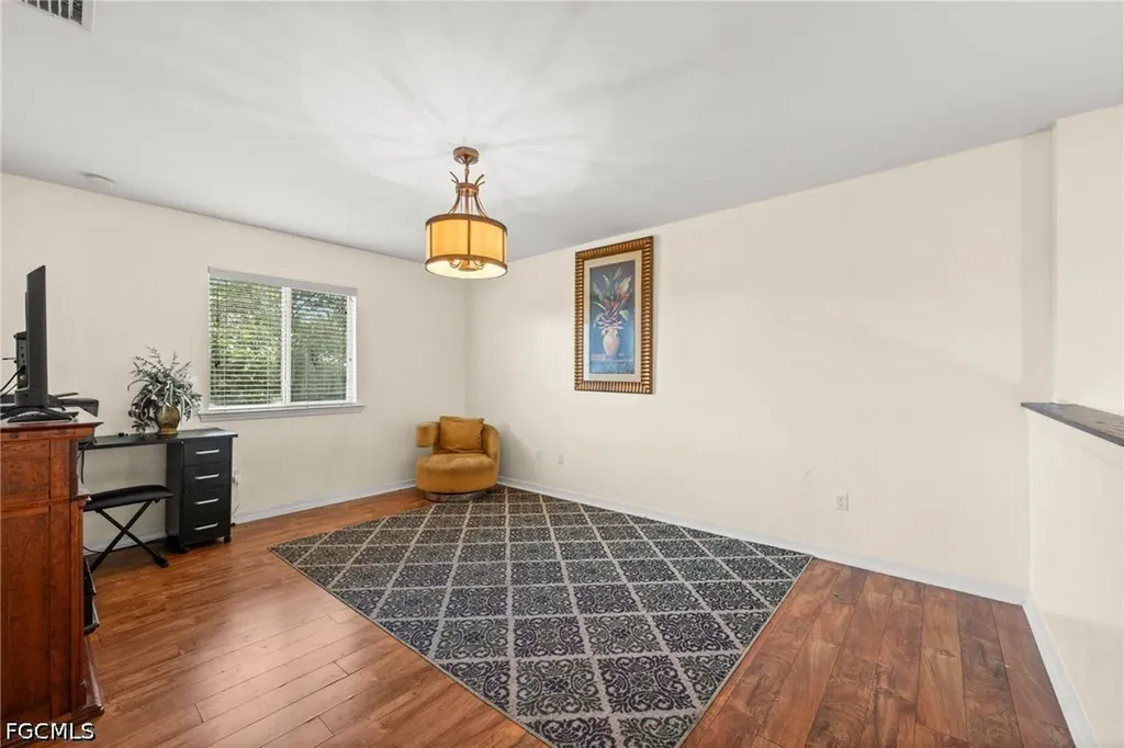 1541 Birdie Drive Naples FL 34120