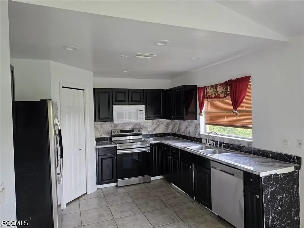 409 Hull Avenue S Lehigh Acres FL 33974