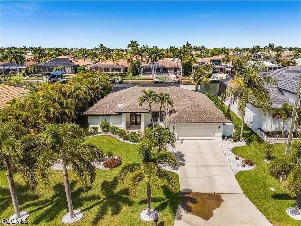2207 SW 52nd Street Cape Coral FL 33914