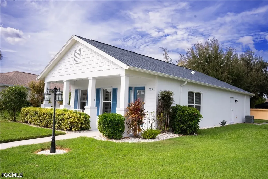 295 Destiny Circle Cape Coral FL 33990