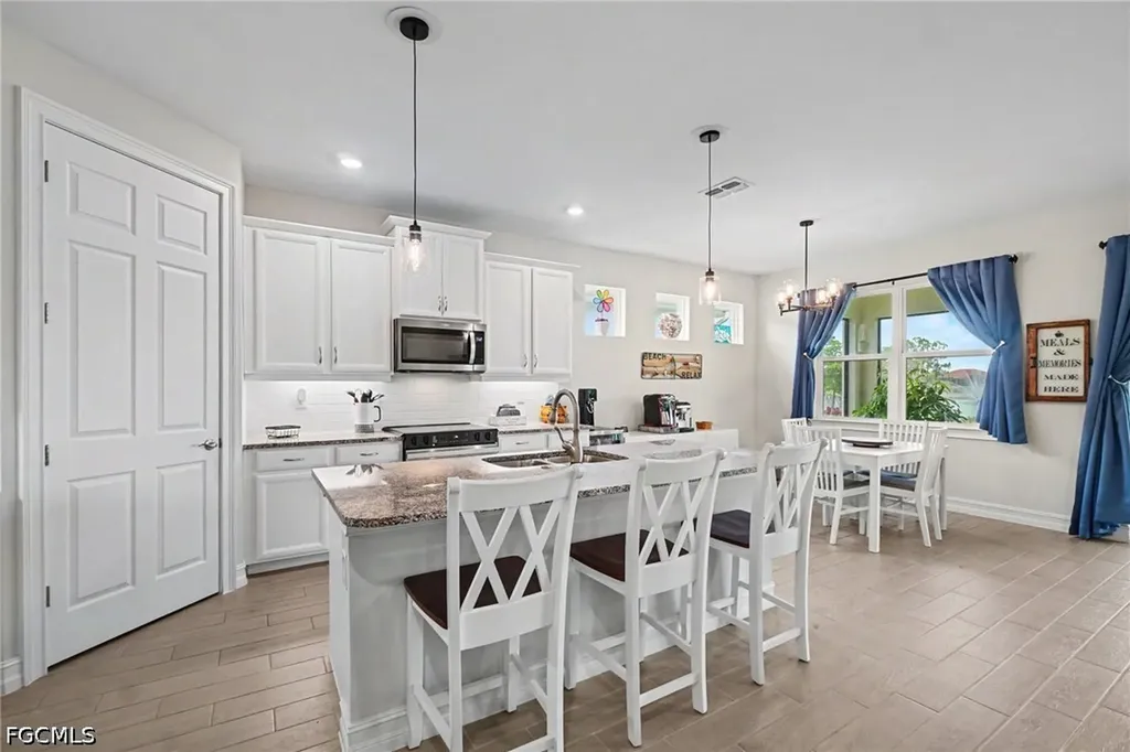 3421 Cherry Palm Drive North Fort Myers FL 33917