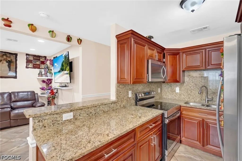 1847 Maple Drive Fort Myers FL 33907