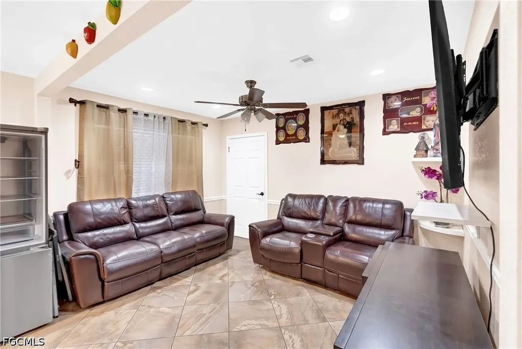 1847 Maple Drive Fort Myers FL 33907