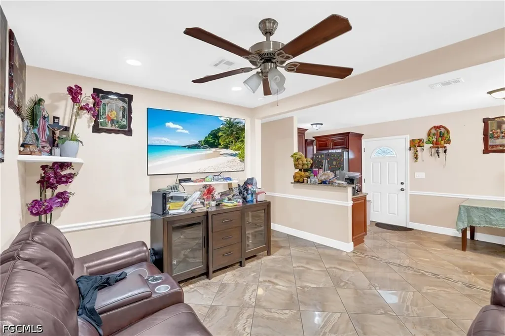 1847 Maple Drive Fort Myers FL 33907