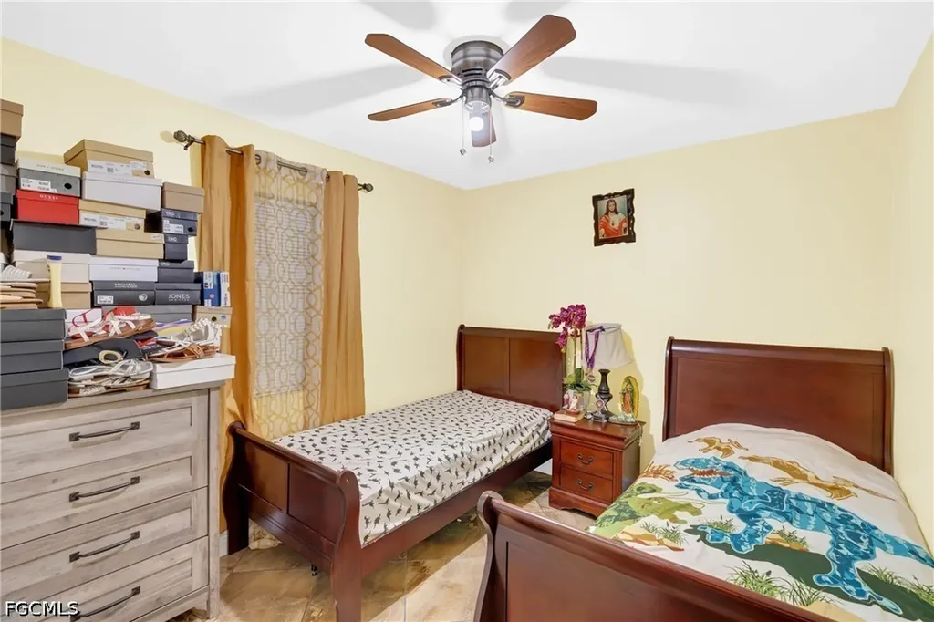 1847 Maple Drive Fort Myers FL 33907