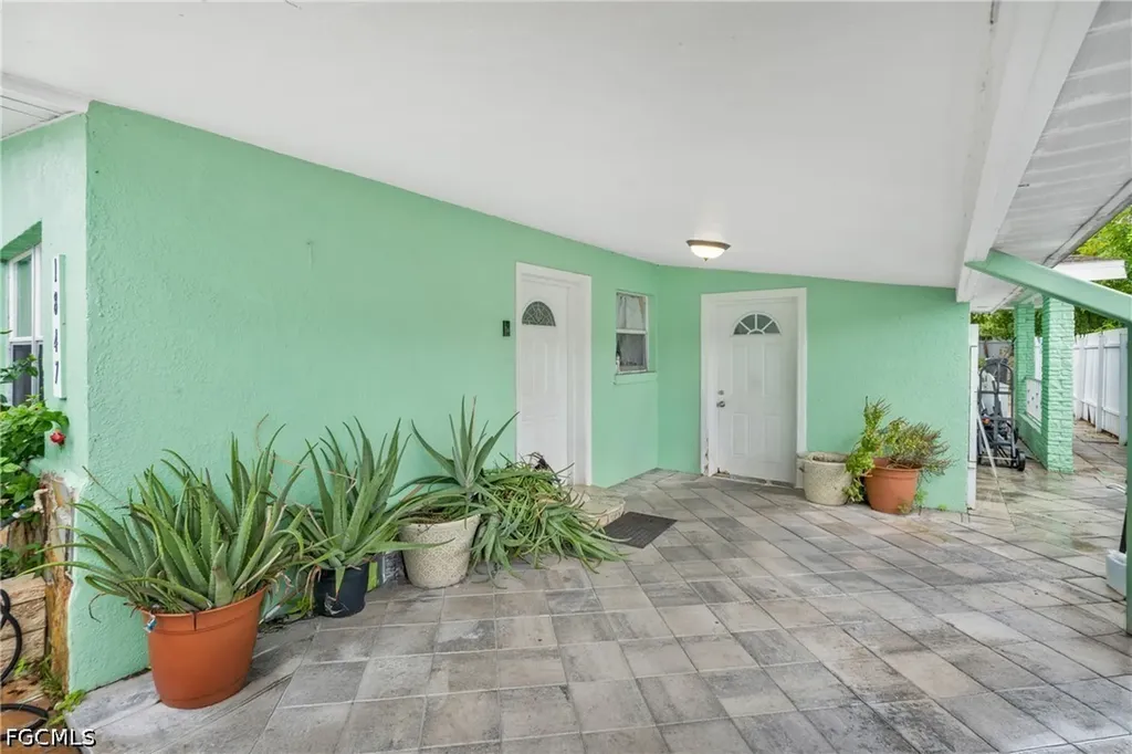 1847 Maple Drive Fort Myers FL 33907