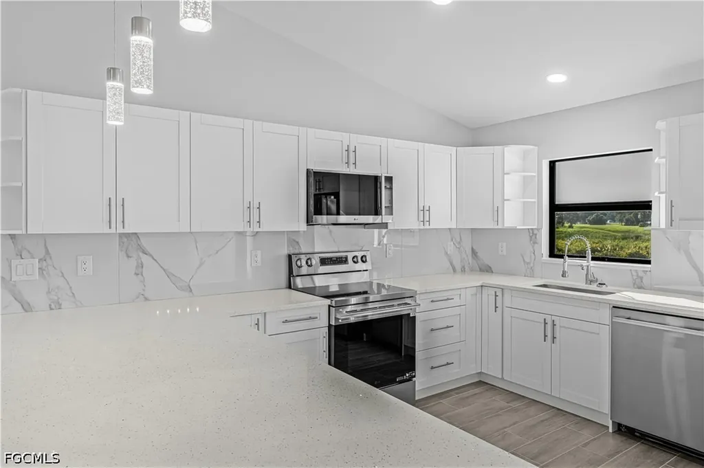 1055 Pluto Court Labelle FL 33935