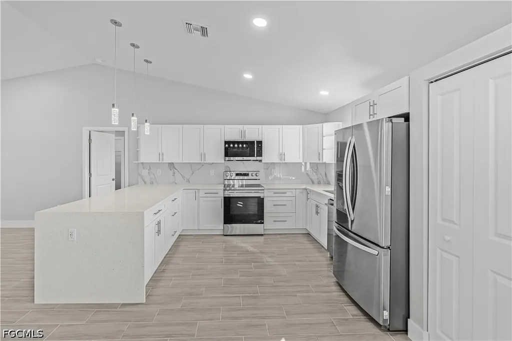 1055 Pluto Court Labelle FL 33935