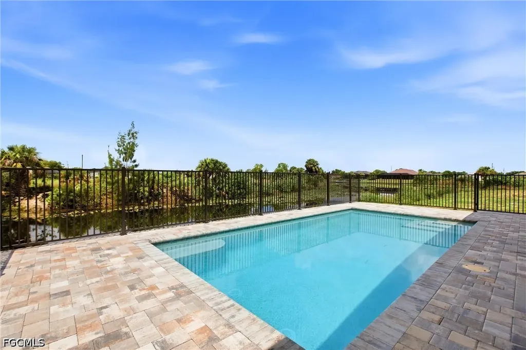 3750 NE 13th Avenue Cape Coral FL 33909