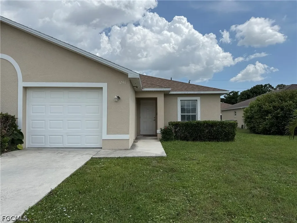 1248 SE 8th Street Cape Coral FL 33990