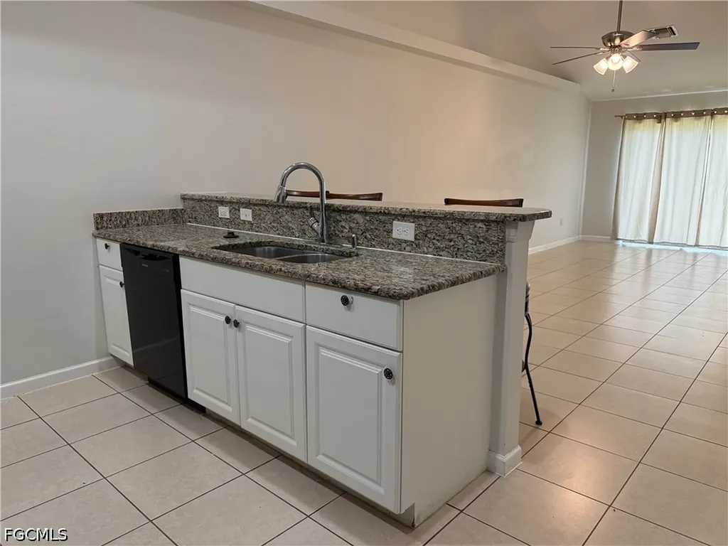 1248 SE 8th Street Cape Coral FL 33990