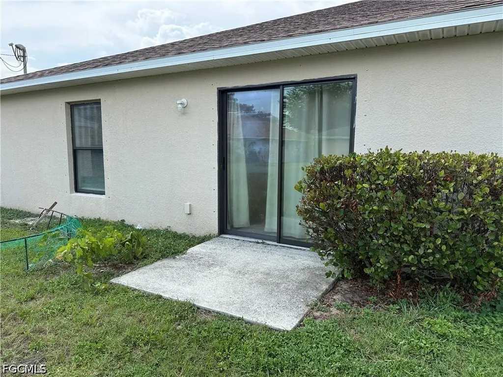 1248 SE 8th Street Cape Coral FL 33990