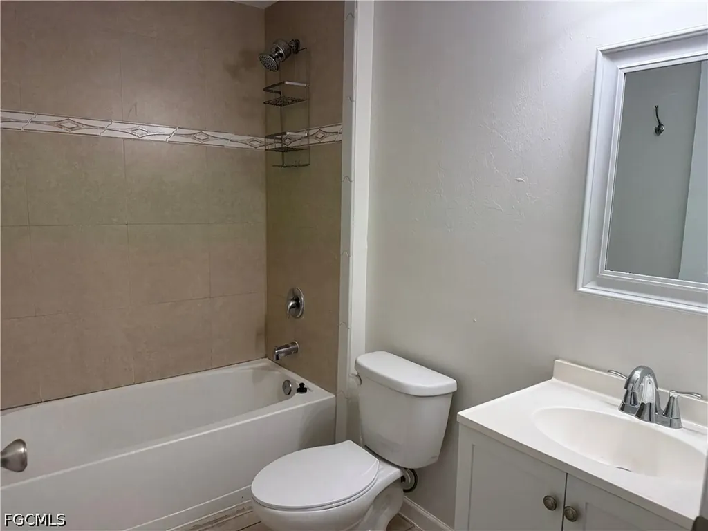 1248 SE 8th Street Cape Coral FL 33990