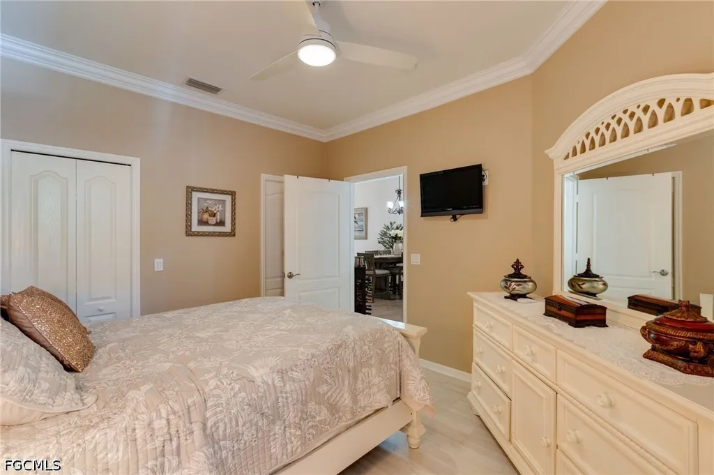 1118 Sweetwater Lane Naples FL 34110