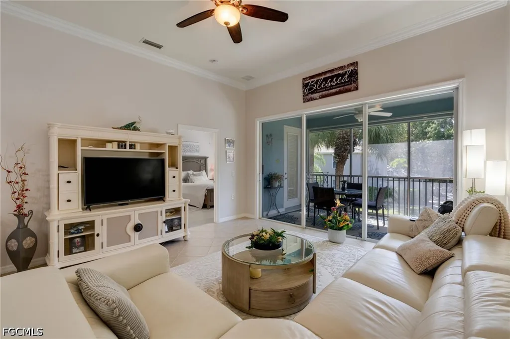 1118 Sweetwater Lane Naples FL 34110