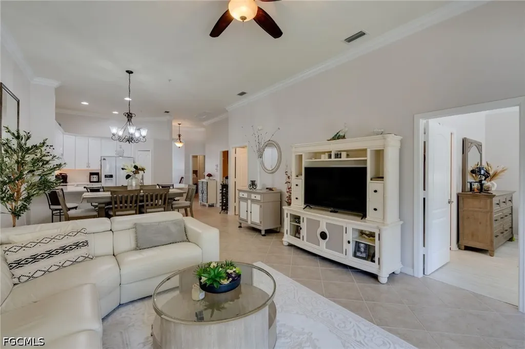 1118 Sweetwater Lane Naples FL 34110