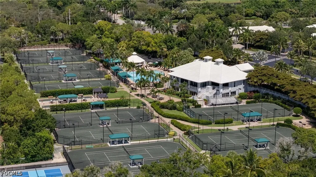 1118 Sweetwater Lane Naples FL 34110