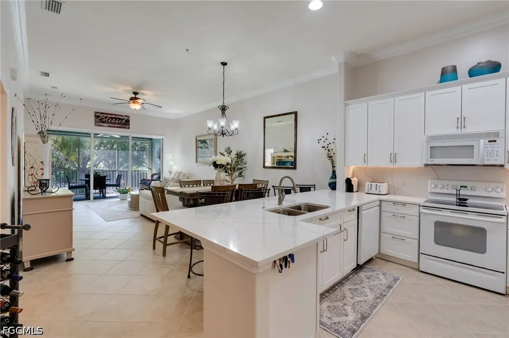 1118 Sweetwater Lane Naples FL 34110