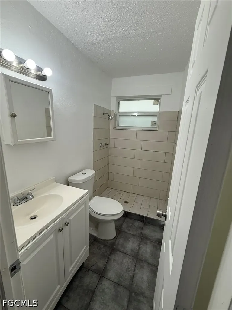 3033 2nd Street Fort Myers FL 33916