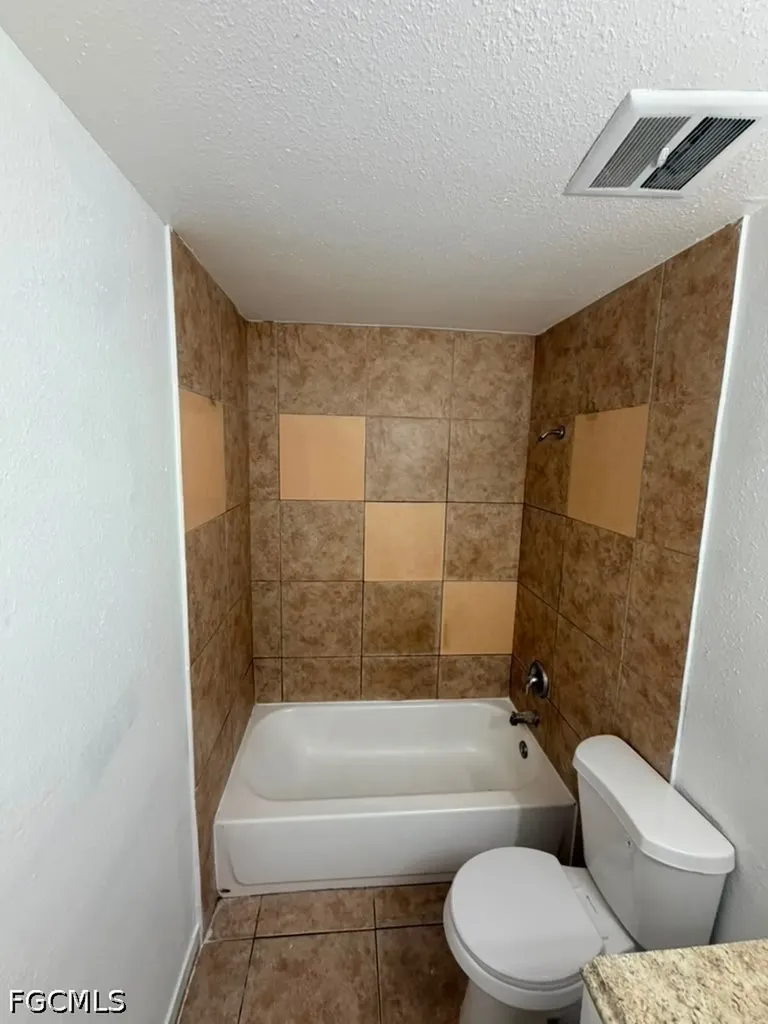 2148 Dora Street Fort Myers FL 33901