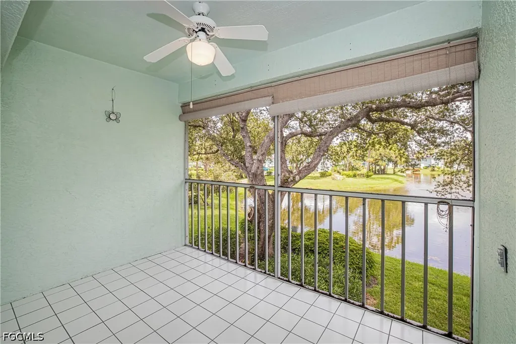 109 Wading Bird Circle Naples FL 34110