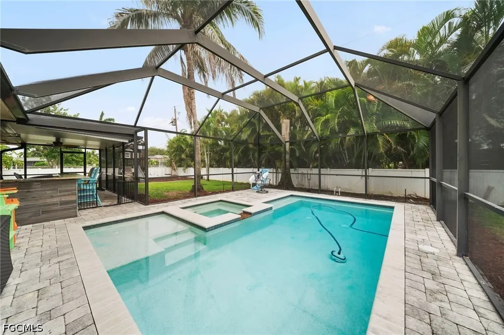 1444 Covington Circle W Fort Myers FL 33919