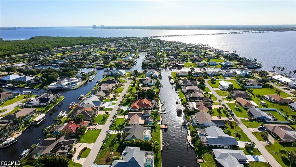 2328 SE 27th Street Cape Coral FL 33904