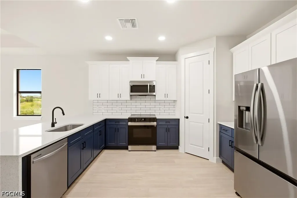 2616 NW 9th Avenue Cape Coral FL 33993