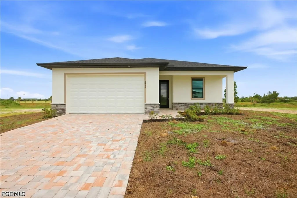 2616 NW 9th Avenue Cape Coral FL 33993