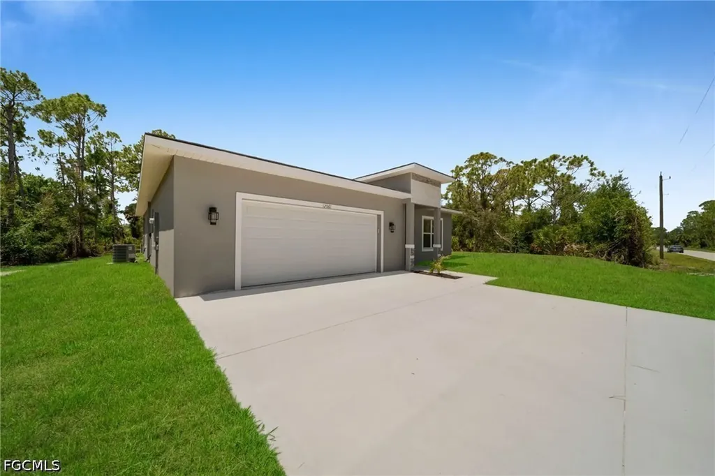 12061 Atoll Avenue Port Charlotte FL 33981