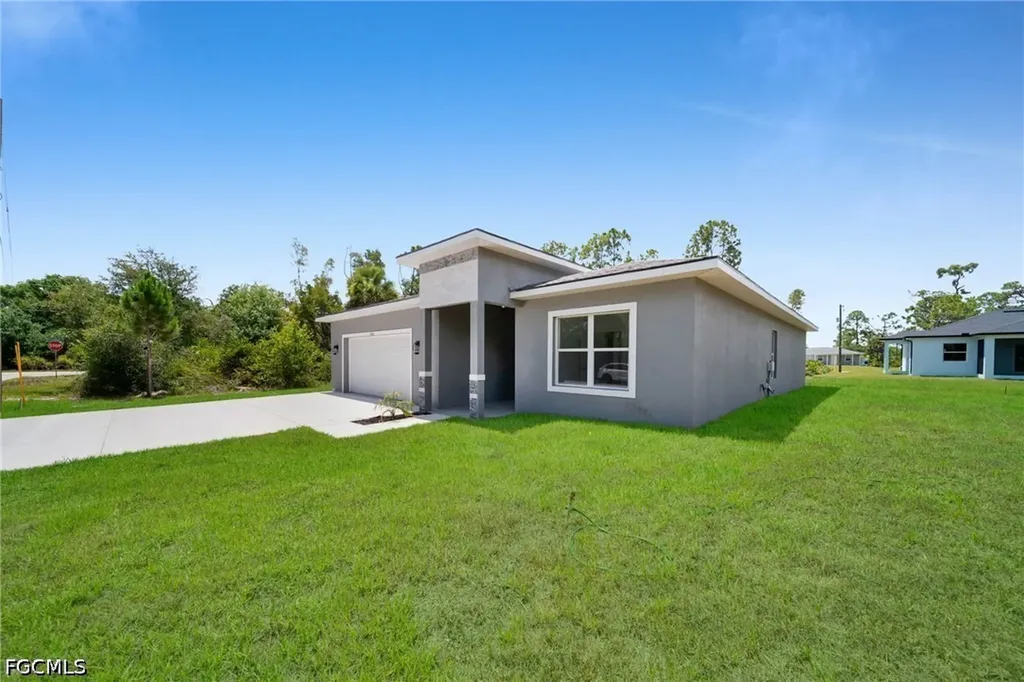 12061 Atoll Avenue Port Charlotte FL 33981