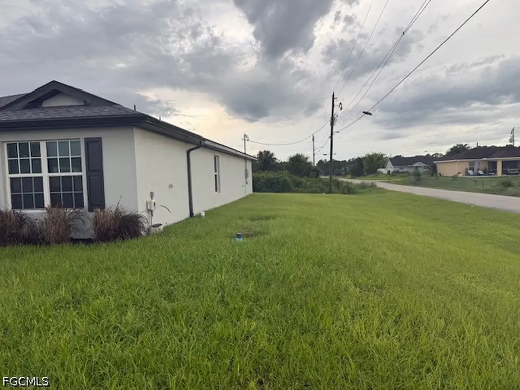 3113 74th Street W Lehigh Acres FL 33971