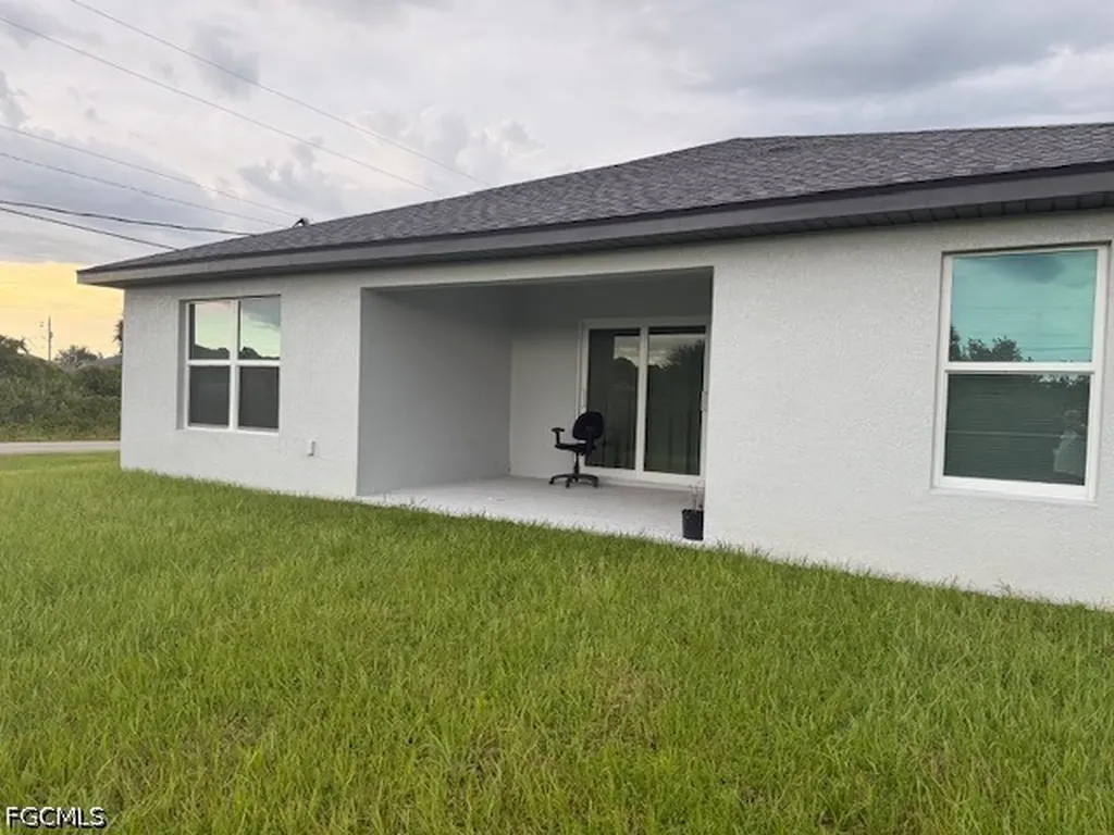 3113 74th Street W Lehigh Acres FL 33971