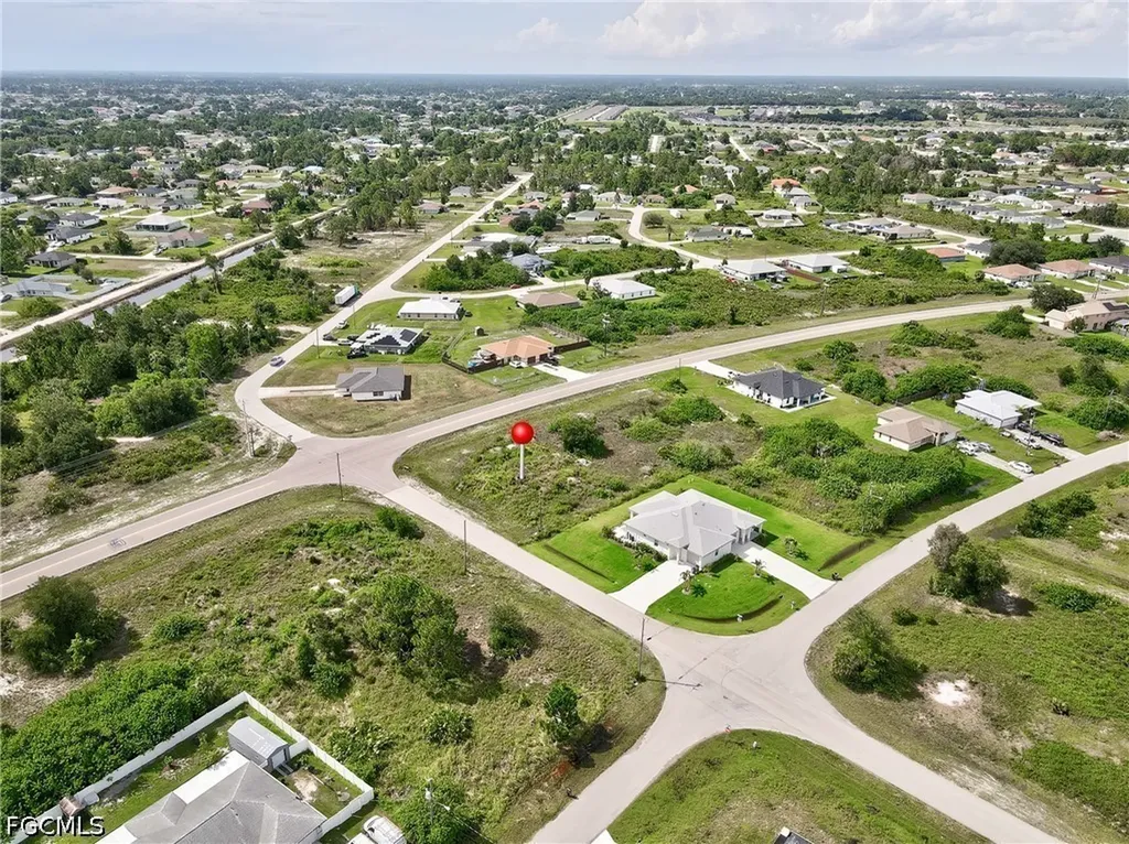 854/856 Alabama Road S Lehigh Acres FL 33974