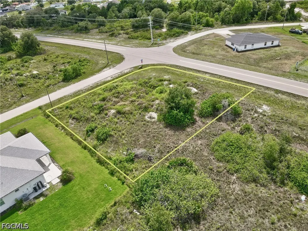 854/856 Alabama Road S Lehigh Acres FL 33974
