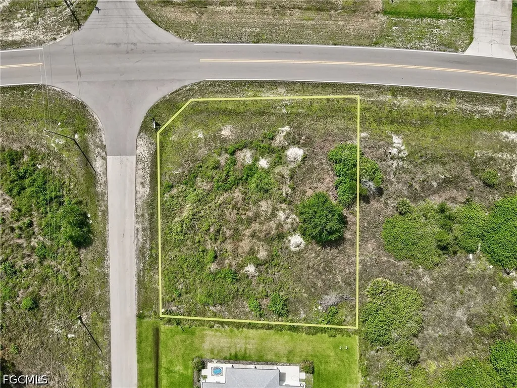 854/856 Alabama Road S Lehigh Acres FL 33974