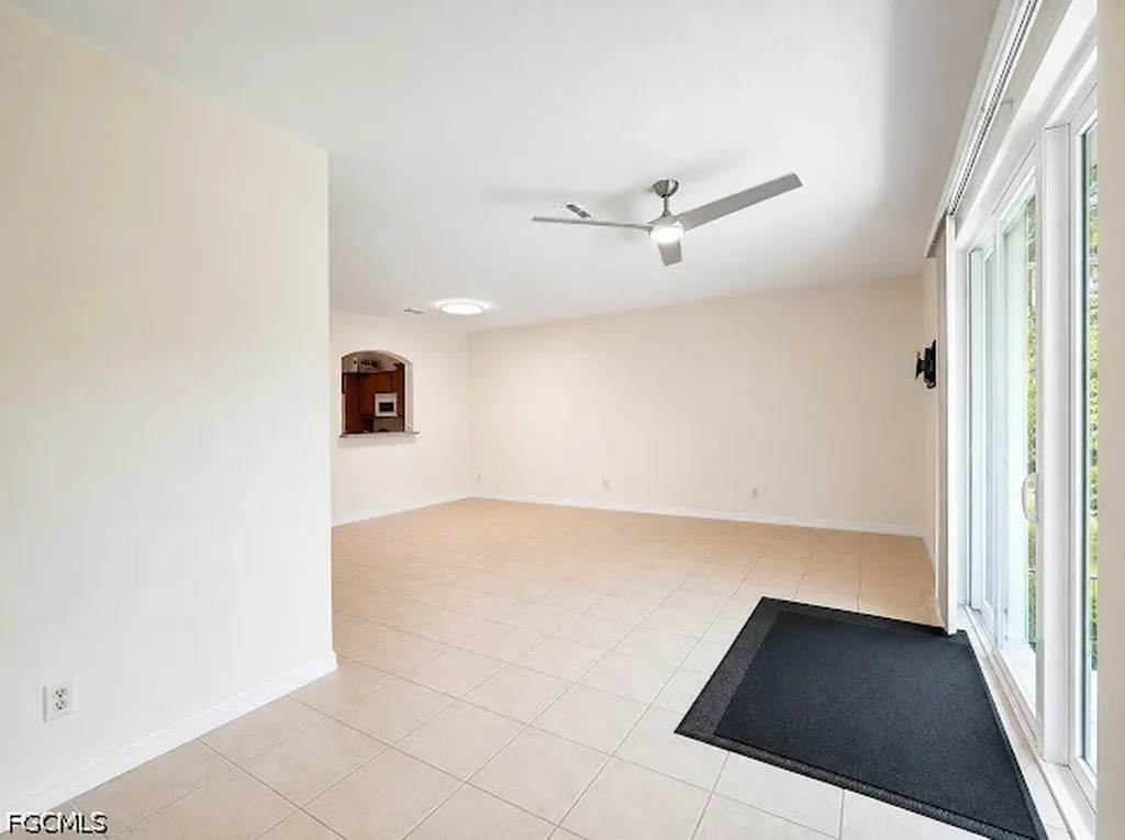 9575 Roundstone Circle Fort Myers FL 33967