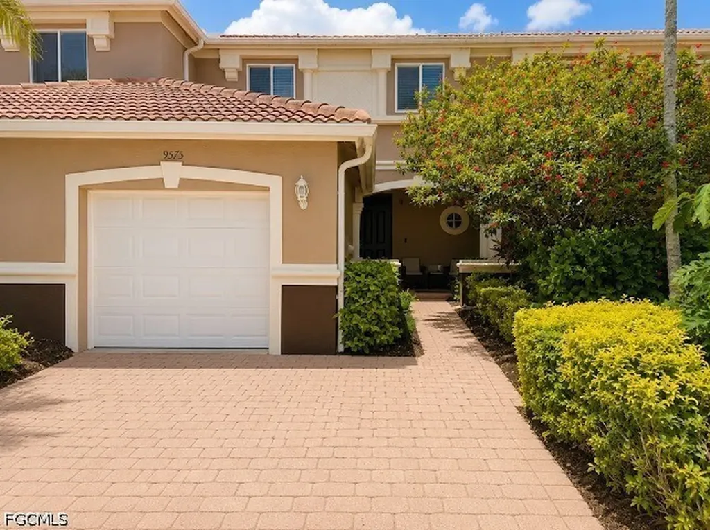 9575 Roundstone Circle Fort Myers FL 33967